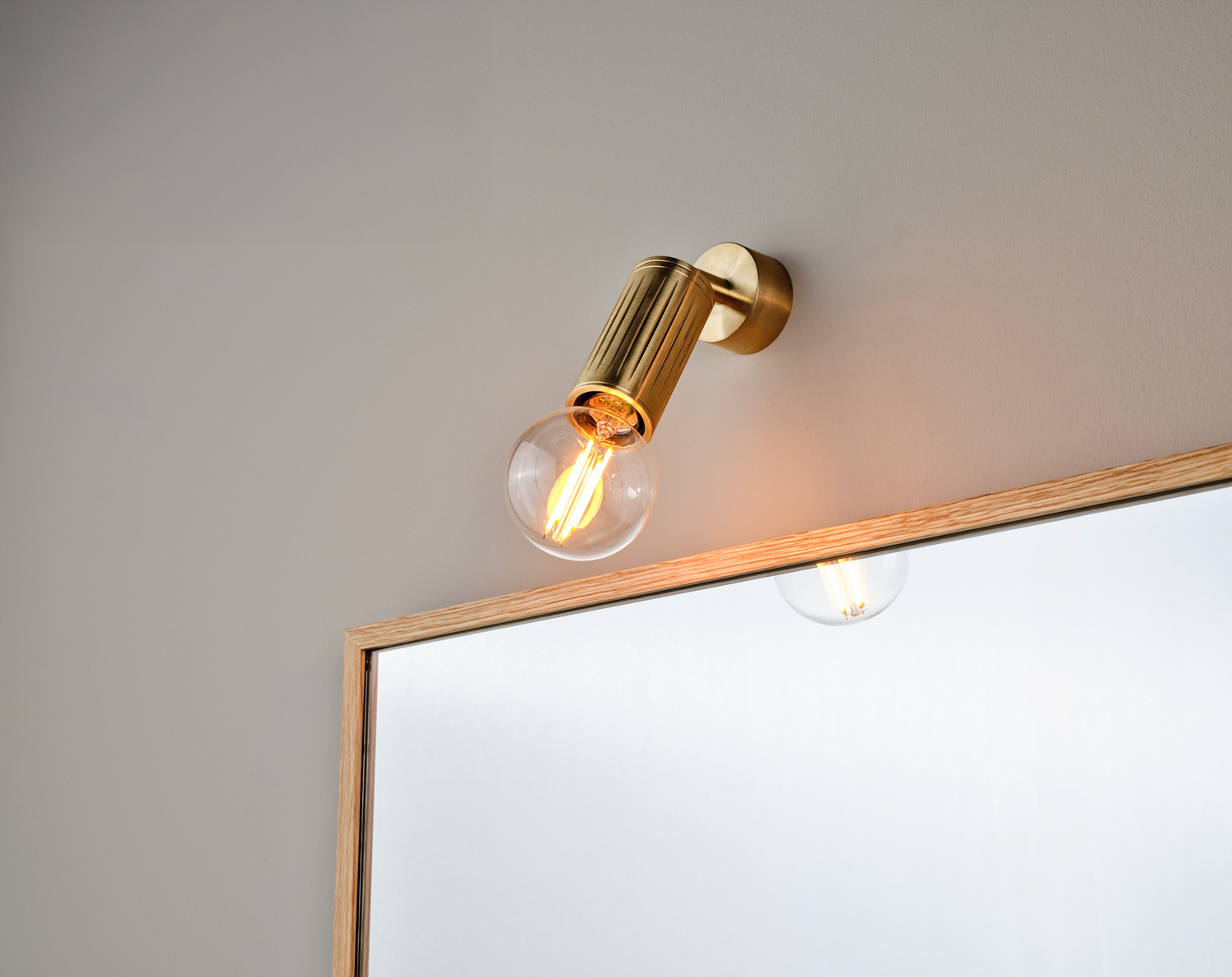 Bathroom lighting – creating calm with aesthetics